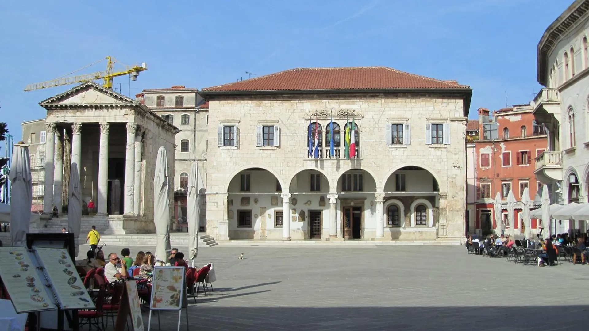 Apartment In Pula/Istrien 10864 Veruda
